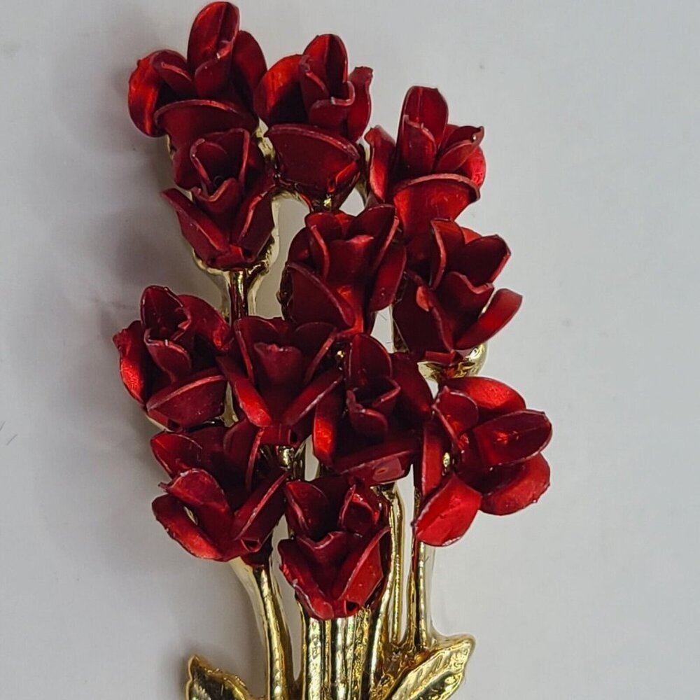 Vintage Danbury Mint Brooch Red Roses Enamel Long Stem Bouquet Pin Signed DMG97 - Picture 2 of 9